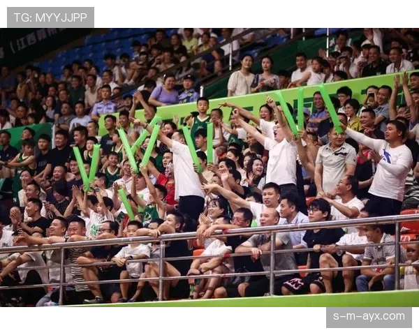 主场激情点燃赛季,家乡球队精彩表现赢得球迷热烈拥护 主场激情点燃赛季,家乡球队精彩表现赢得球迷热烈拥护