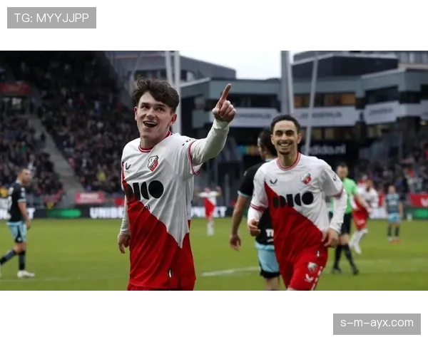 乌德勒支新赛季状态回暖，前景备受期待