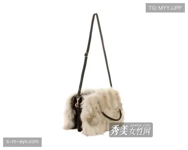 纳乔风格强势回归，大胆色彩与独特设计引爆时尚新潮流