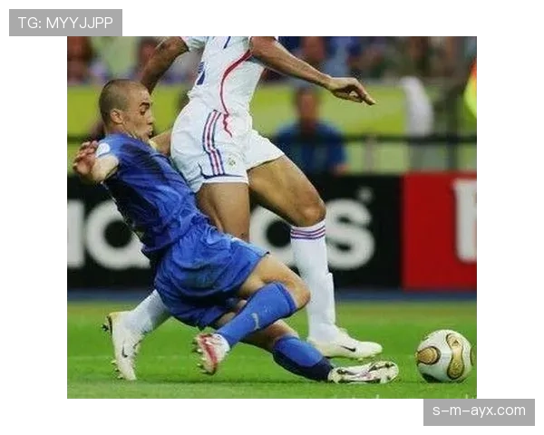 《斯卡洛尼战术重塑全球足球格局：防守反击与团队协作引领新趋势》